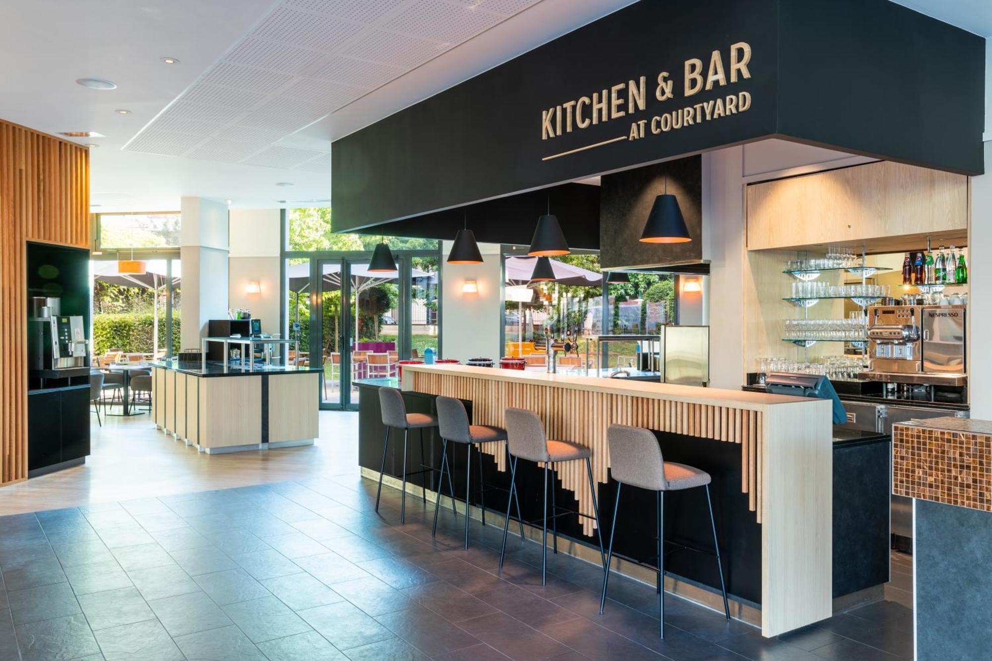 Courtyard By Marriott Paris Saint Denis Saint-Denis (Seine-Saint-Denis) Exterior foto