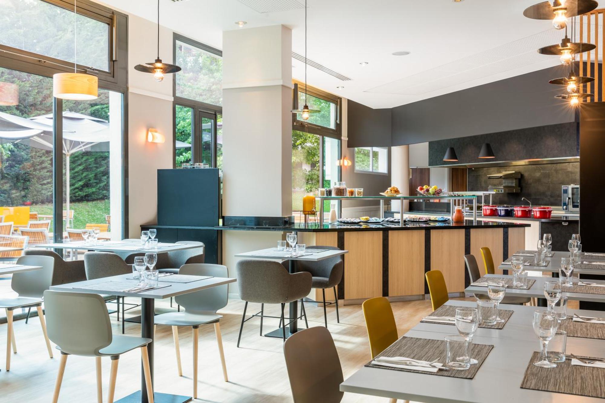 Courtyard By Marriott Paris Saint Denis Saint-Denis (Seine-Saint-Denis) Exterior foto
